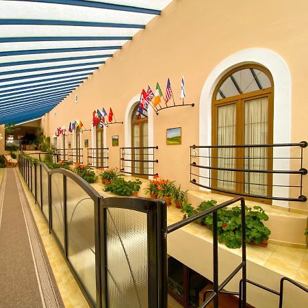 Hotel Steve Liptovský Mikuláš Exteriör bild