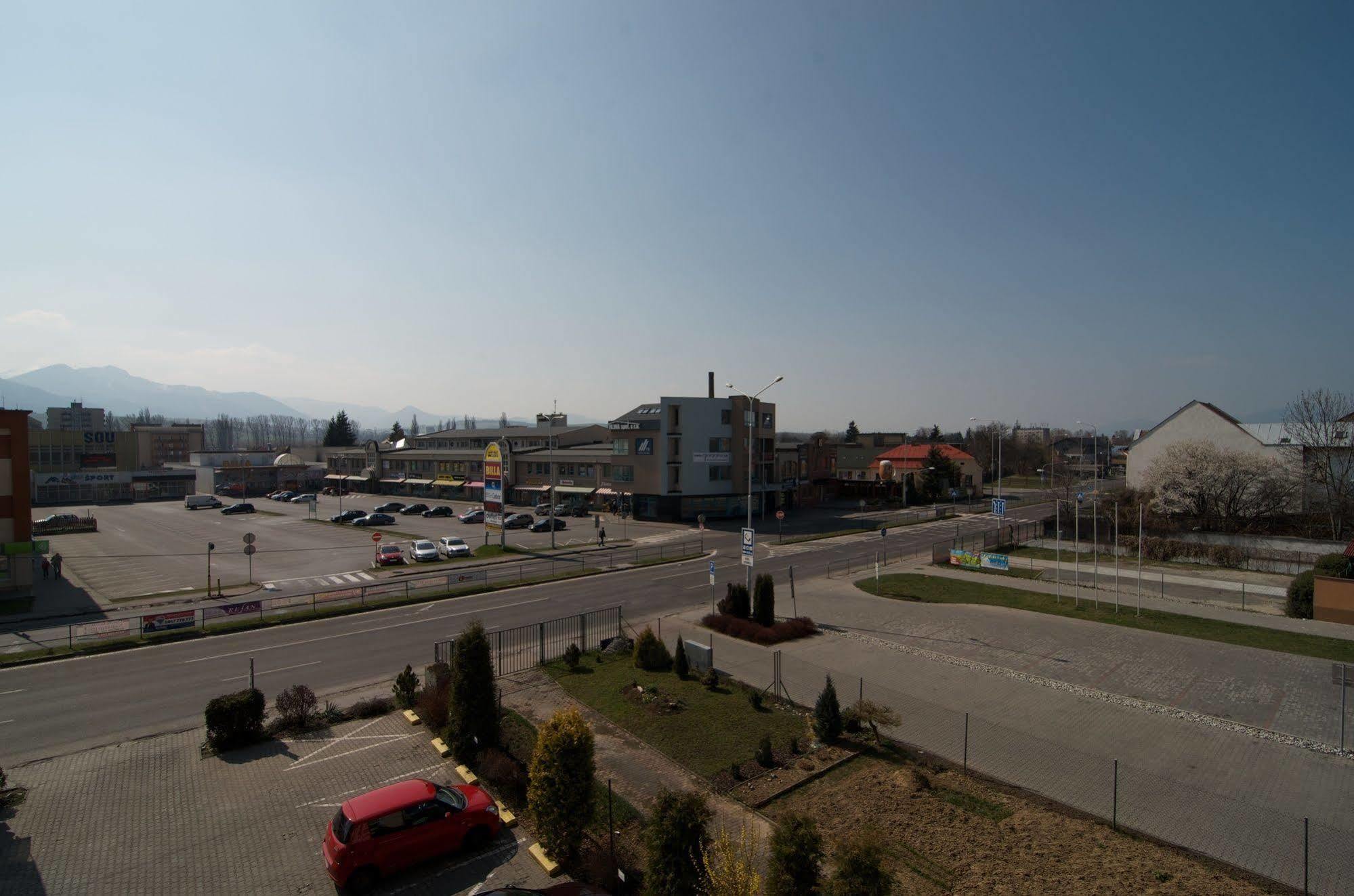 Hotel Steve Liptovský Mikuláš Exteriör bild