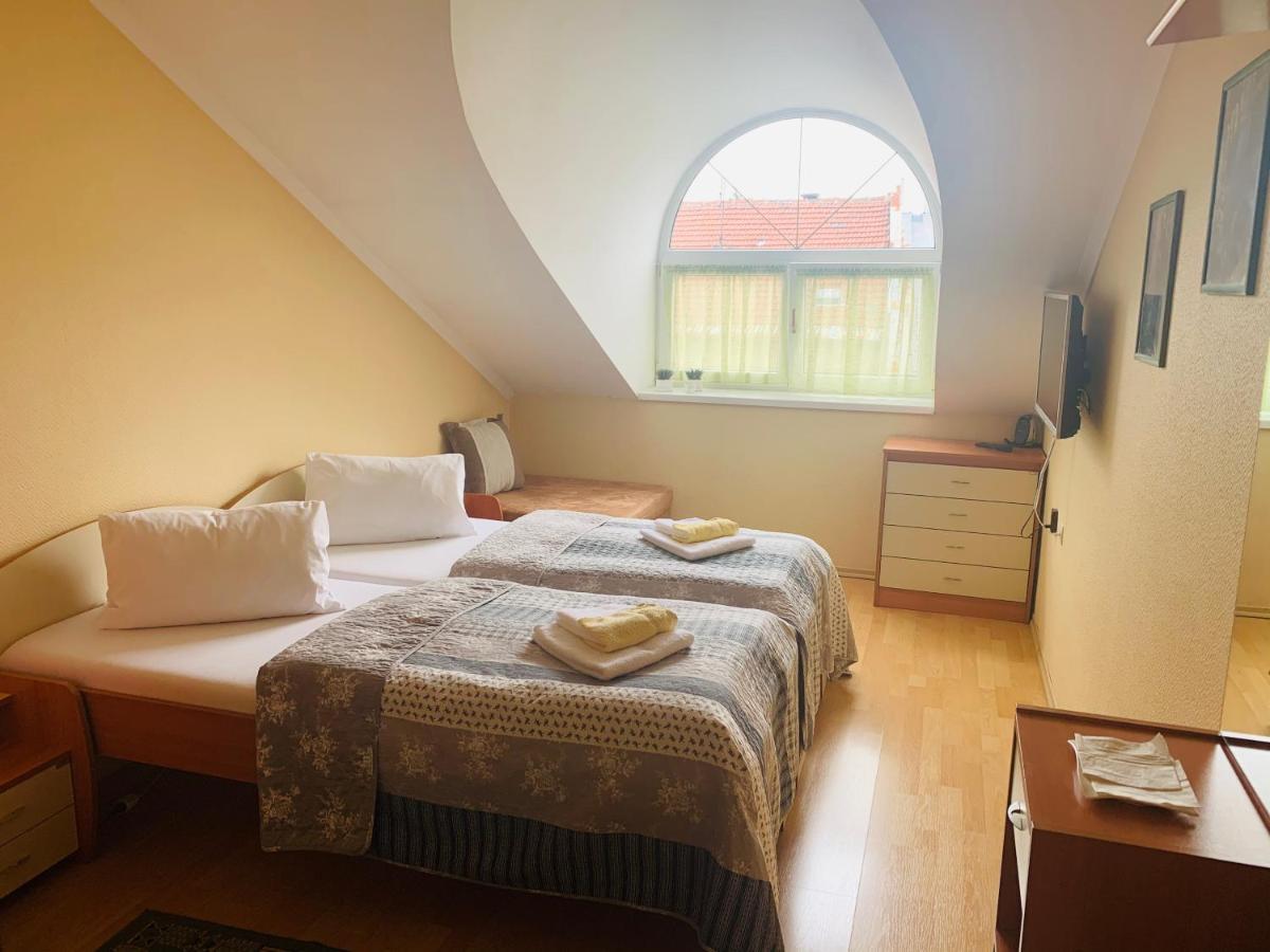 Hotel Steve Liptovský Mikuláš Exteriör bild
